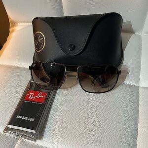 Ray-Ban-RB3492 Sunglasses size 62-16-300 unisex Brand New !!